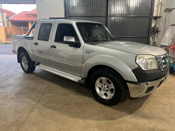 FORD RANGER 3.0 LIMITED 4X4 CD 16V TURBO ELETRONIC DIESEL 4P MANUAL